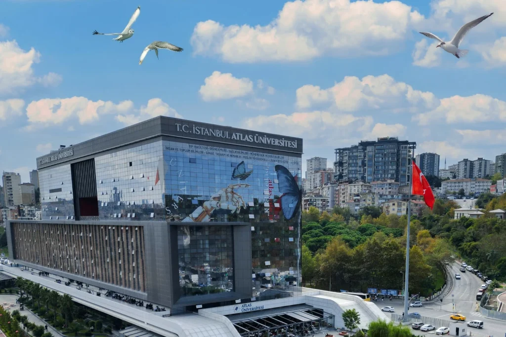 جامعة إسطنبول أطلس